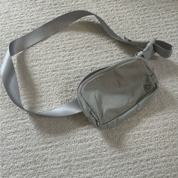 Lemon everywhere belt bag - Picture 1 of 2